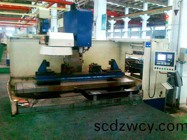 前(qian)軸(zhou)十孔加工(gong)專用立式(shi)加工(gong)