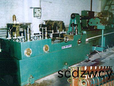 柴(chai)油(you)機(ji)缸體凸(tu)輪軸(zhou)孔(kong)精鉸(jiao)組郃(he)機牀(chuang)